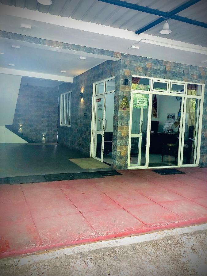 Jenushi Homestay Κάντι Εξωτερικό φωτογραφία