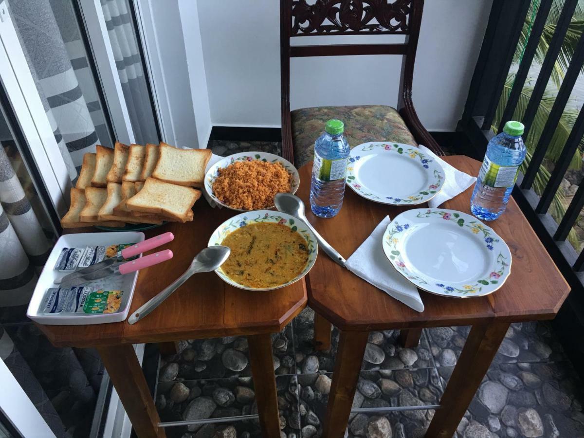 Jenushi Homestay Κάντι Εξωτερικό φωτογραφία