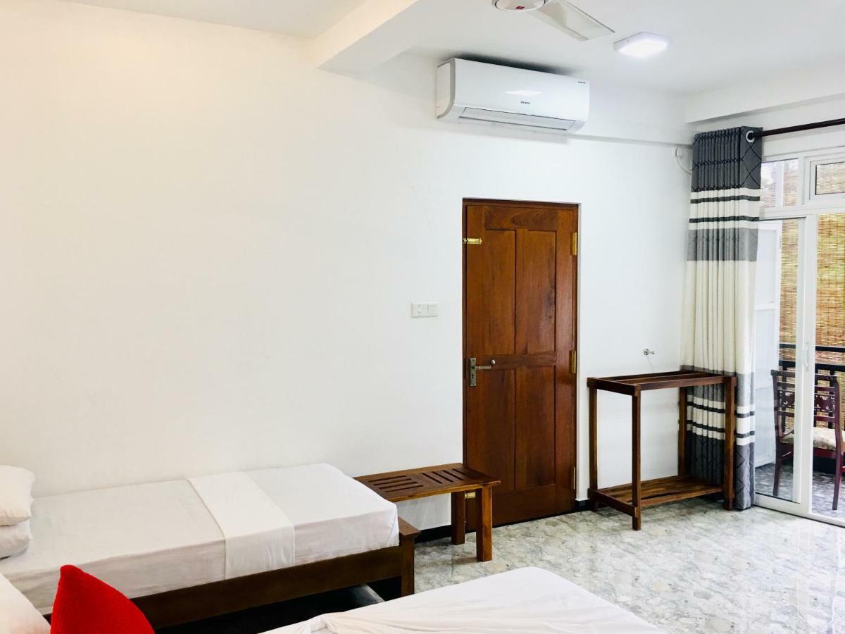 Jenushi Homestay Κάντι Εξωτερικό φωτογραφία