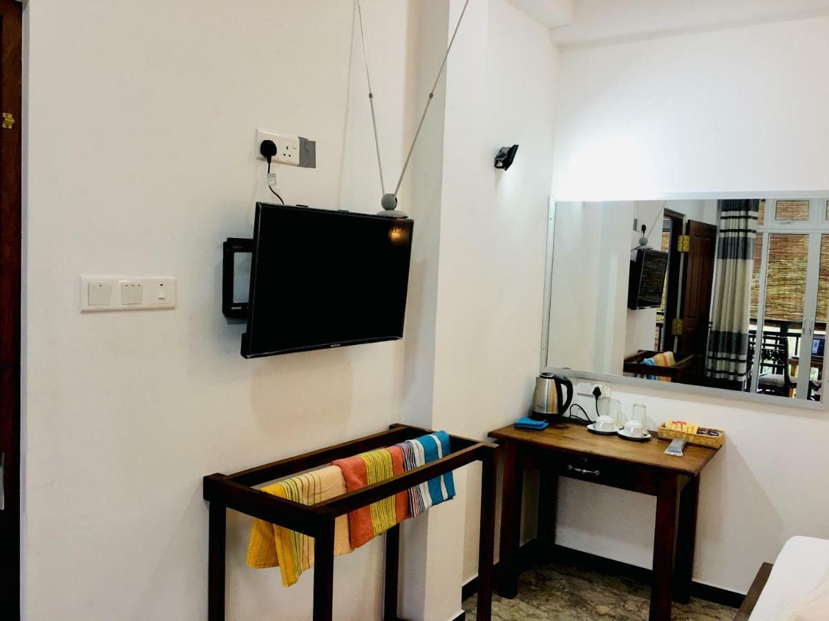 Jenushi Homestay Κάντι Εξωτερικό φωτογραφία