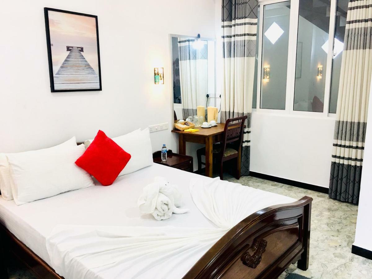 Jenushi Homestay Κάντι Εξωτερικό φωτογραφία